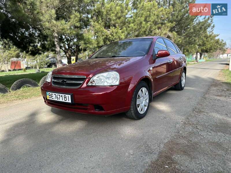 Chevrolet Lacetti (2005)