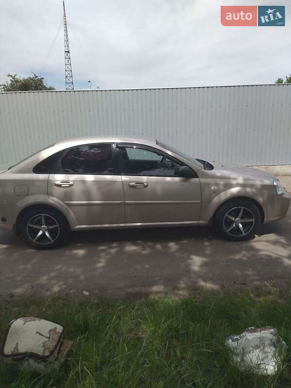 Chevrolet Lacetti (2010)