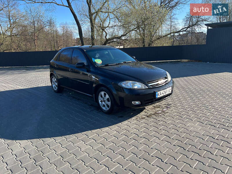 Chevrolet Lacetti (2008)