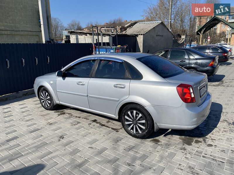 Chevrolet Lacetti (2006)