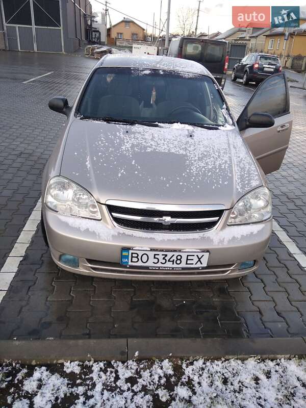 Chevrolet Lacetti (2008)