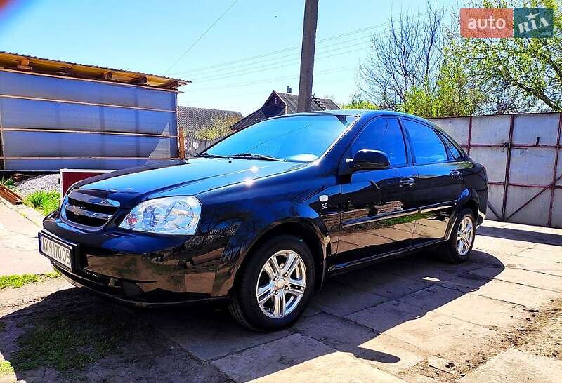Chevrolet Lacetti (2012)