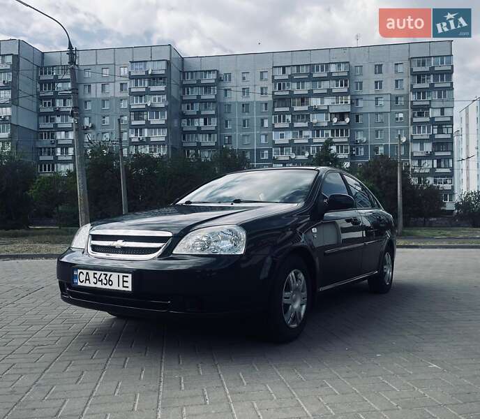 Chevrolet Lacetti (2012)