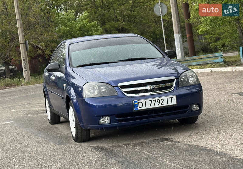 Chevrolet Lacetti (2004)