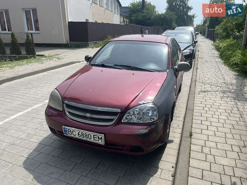 Chevrolet Lacetti (2004)