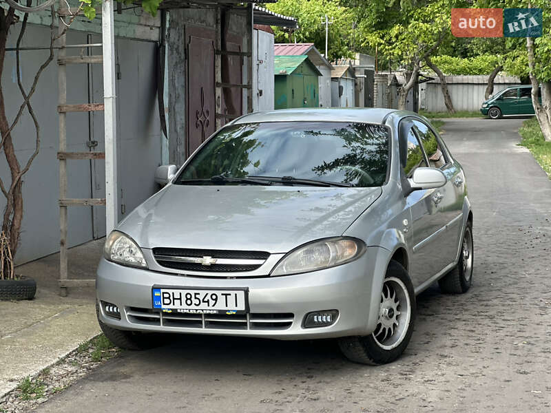 Chevrolet Lacetti (2008)