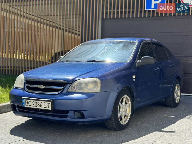 Chevrolet Lacetti (2005)