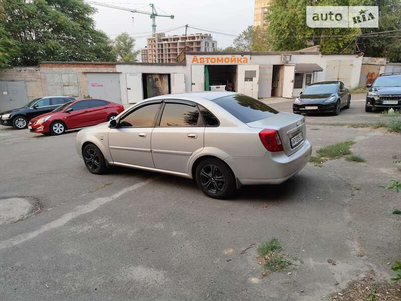 Chevrolet Nubira (2004)