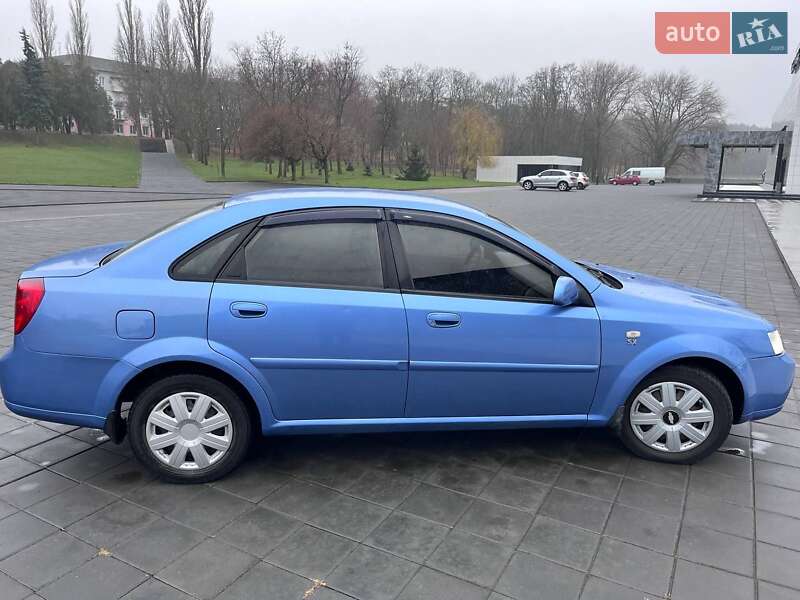 Chevrolet Nubira (2004)