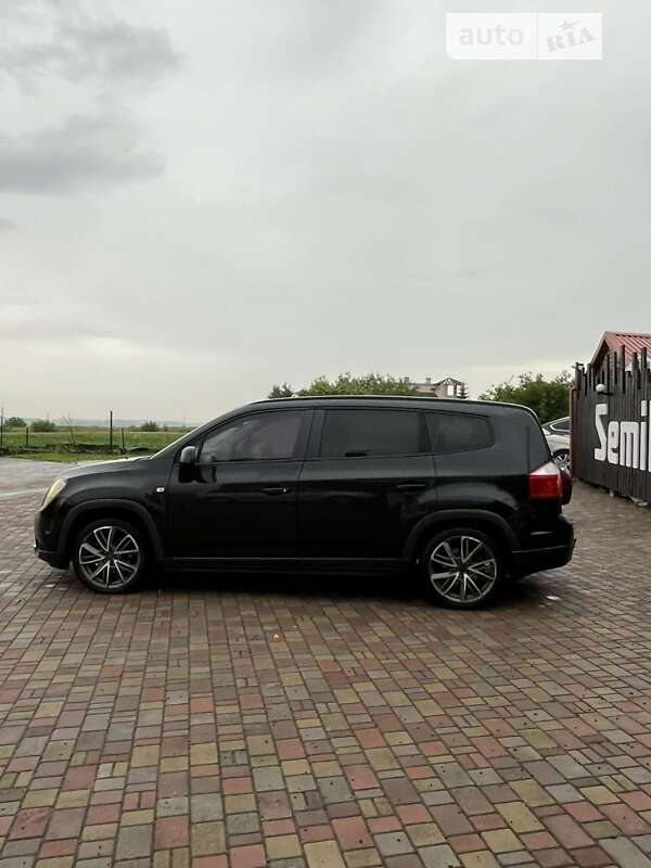 Chevrolet Orlando (2012)