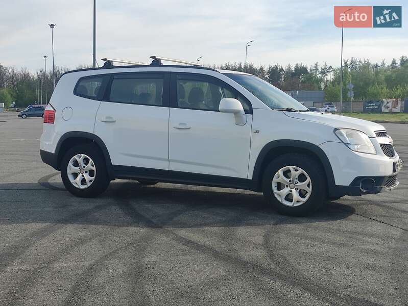 Chevrolet Orlando (2011)