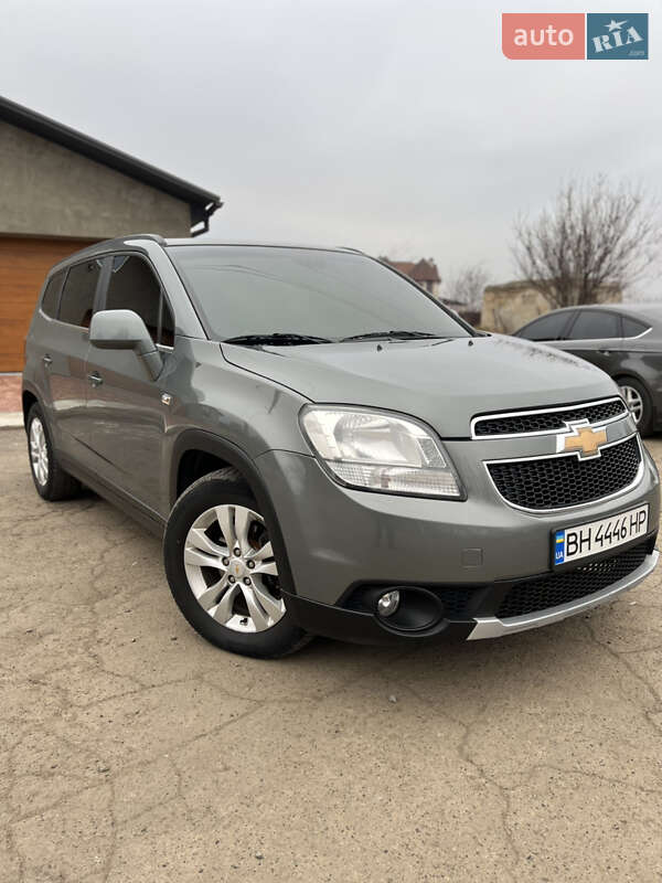 Chevrolet Orlando (2010)