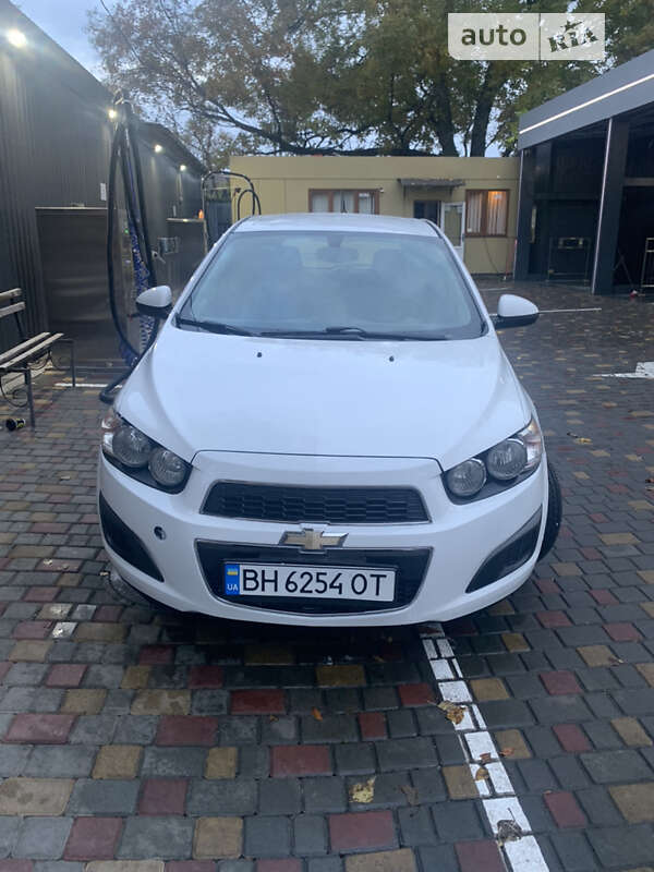 Chevrolet Sonic (2016)