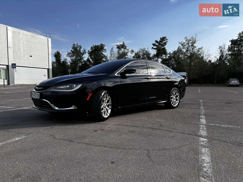 Chrysler 200 (2016)