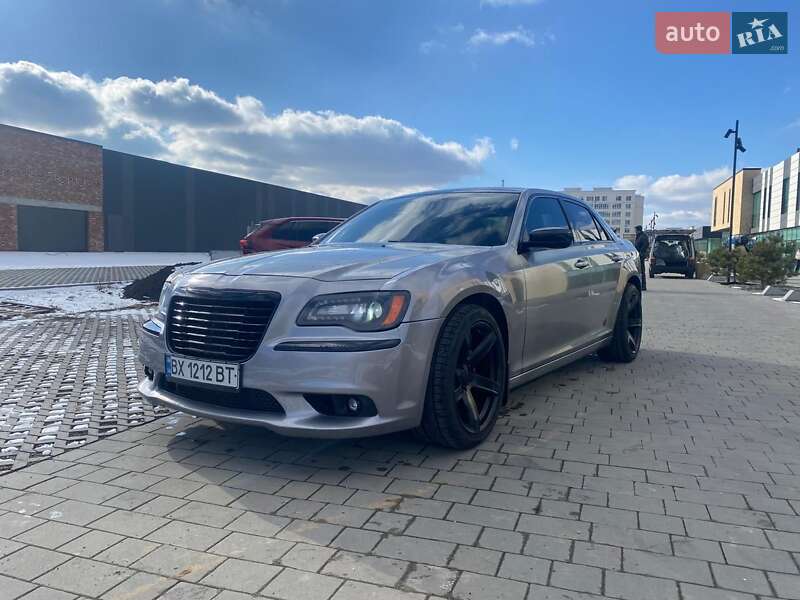 Chrysler 300c (2012)