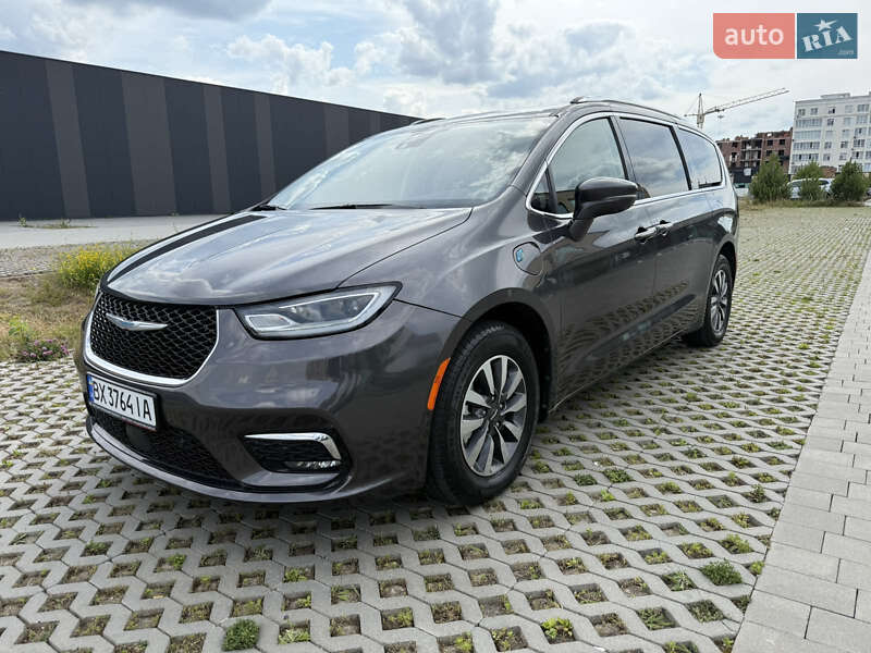 Chrysler Pacifica (2021)