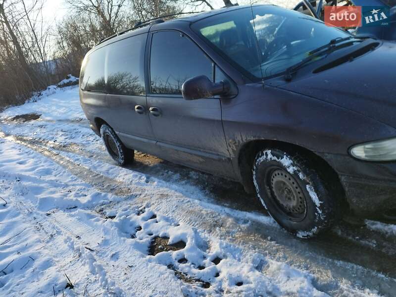 Chrysler Voyager (1999)