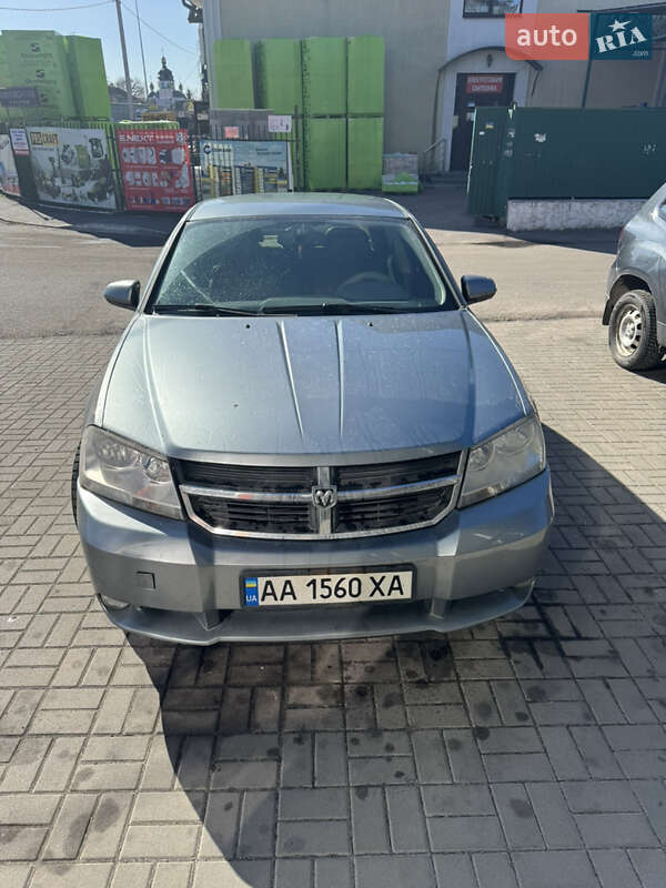 Dodge Avenger (2008)