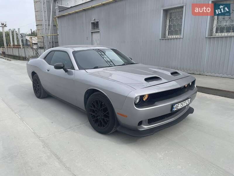 Dodge Challenger (2016)