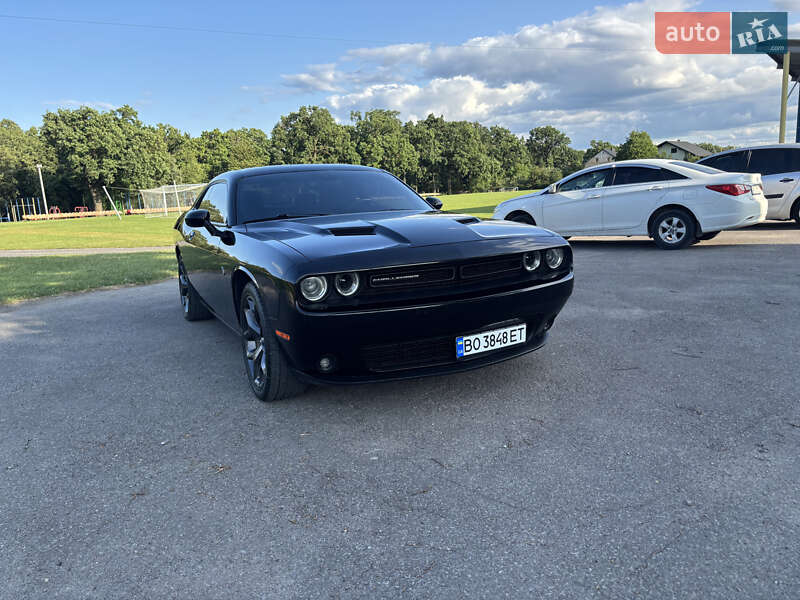 Dodge Challenger (2019)