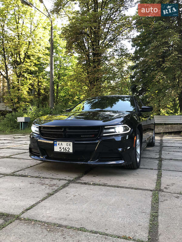 Dodge Charger (2016)