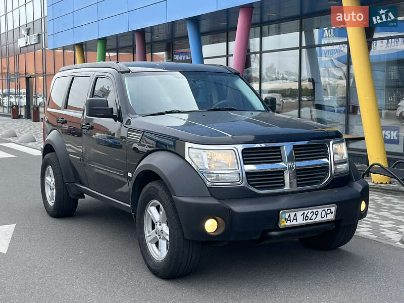 Dodge Nitro (2007)