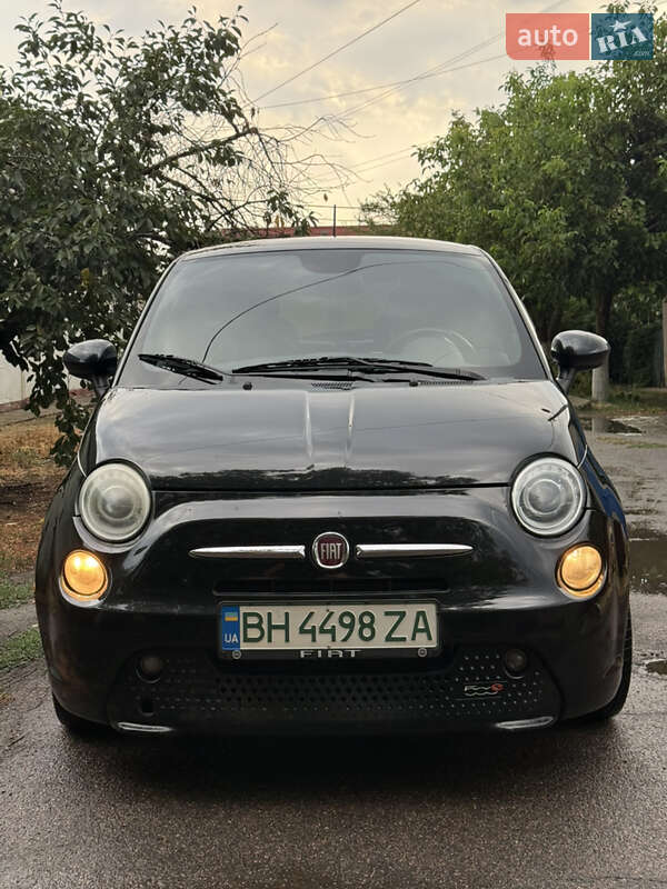 Fiat 500e (2013)