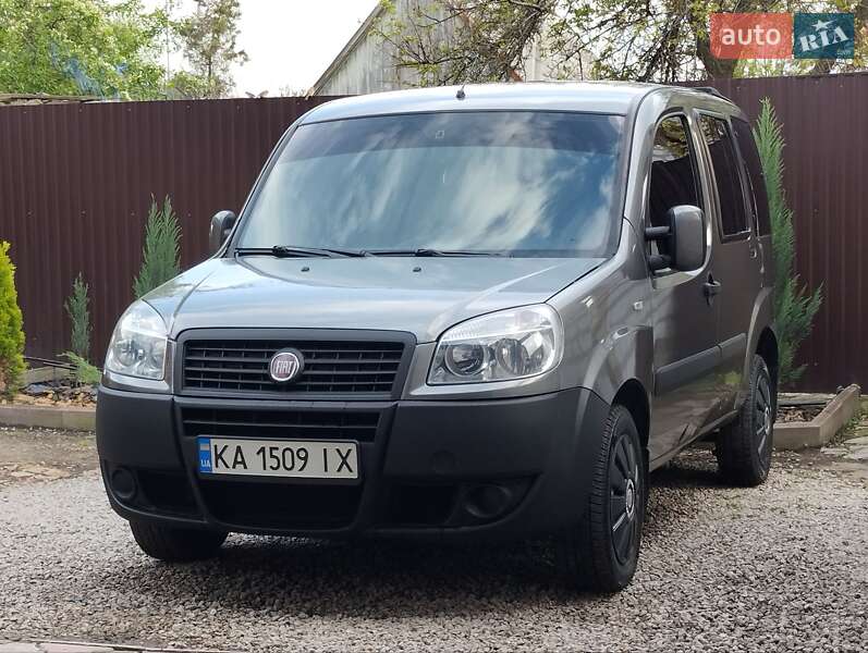 Fiat Doblo (2011)