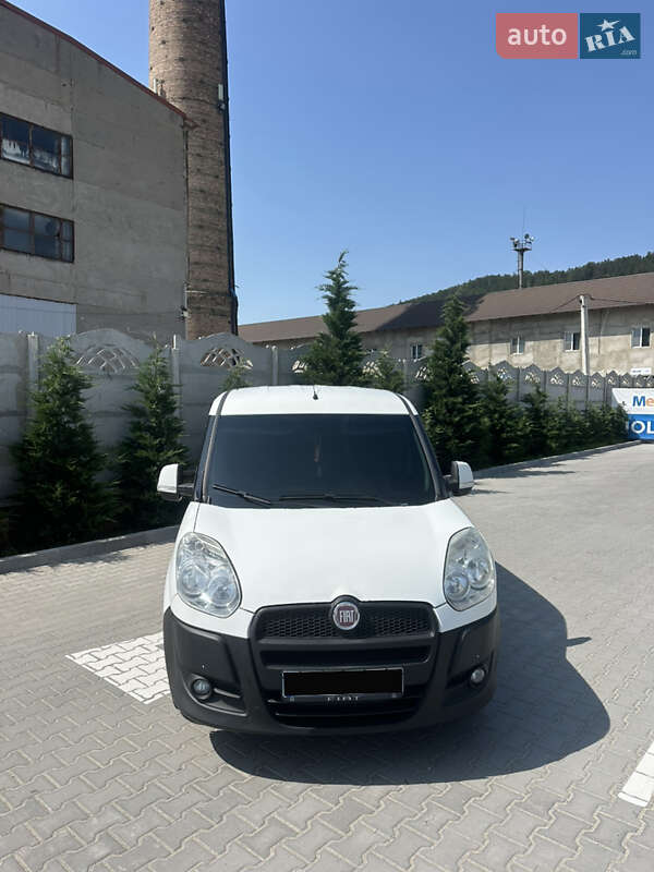 Fiat Doblo (2012)