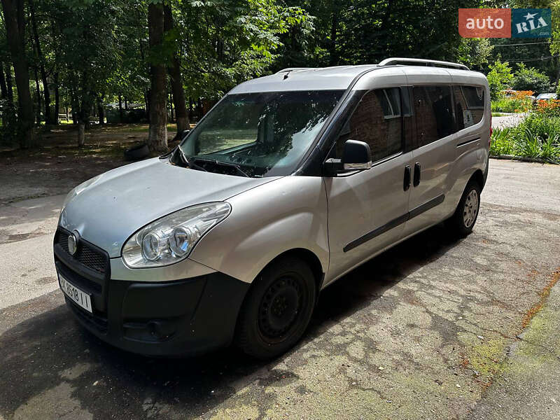 Fiat Doblo (2012)