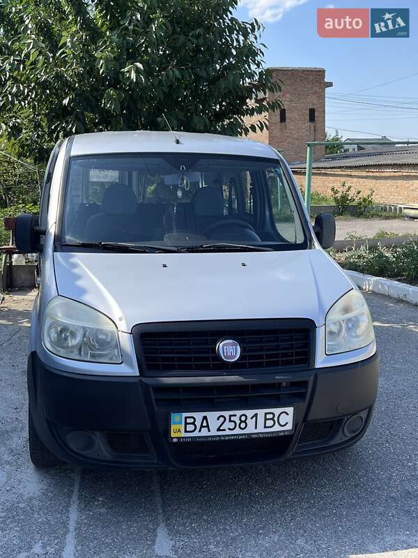 Fiat Doblo (2012)