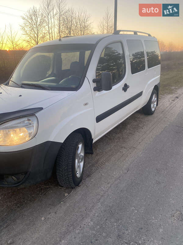 Fiat Doblo (2009)
