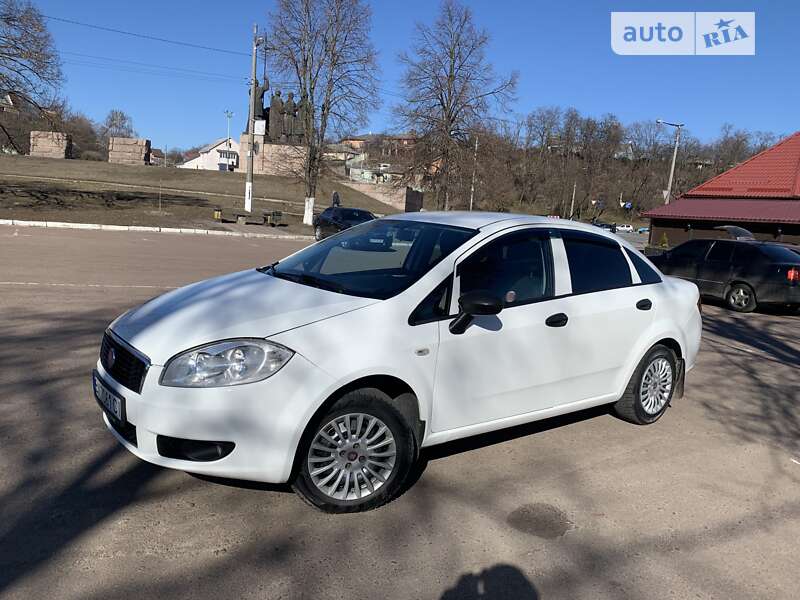 Fiat Linea (2012)