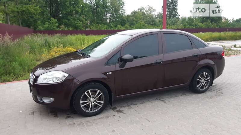 Fiat Linea (2012)