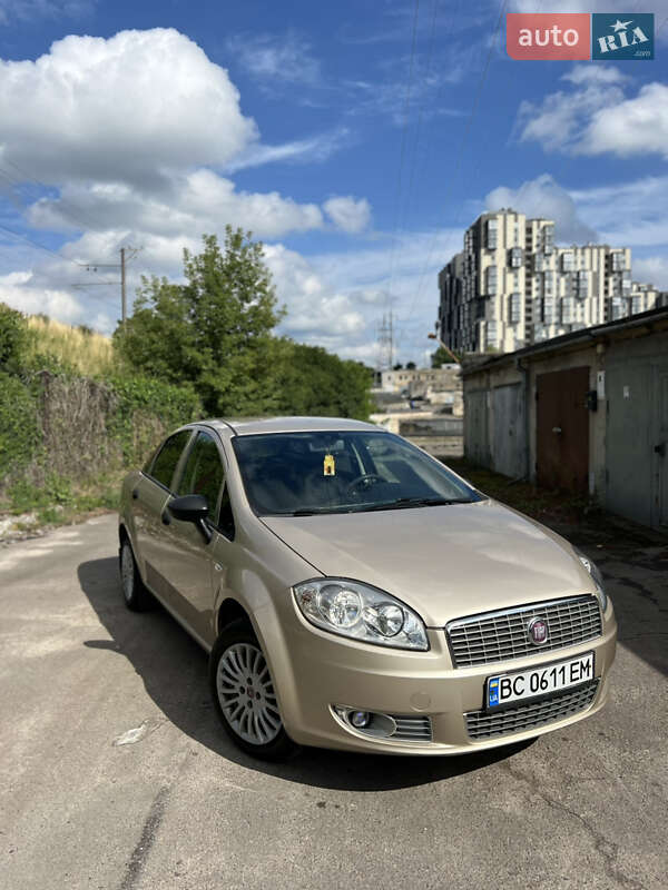 Fiat Linea (2012)