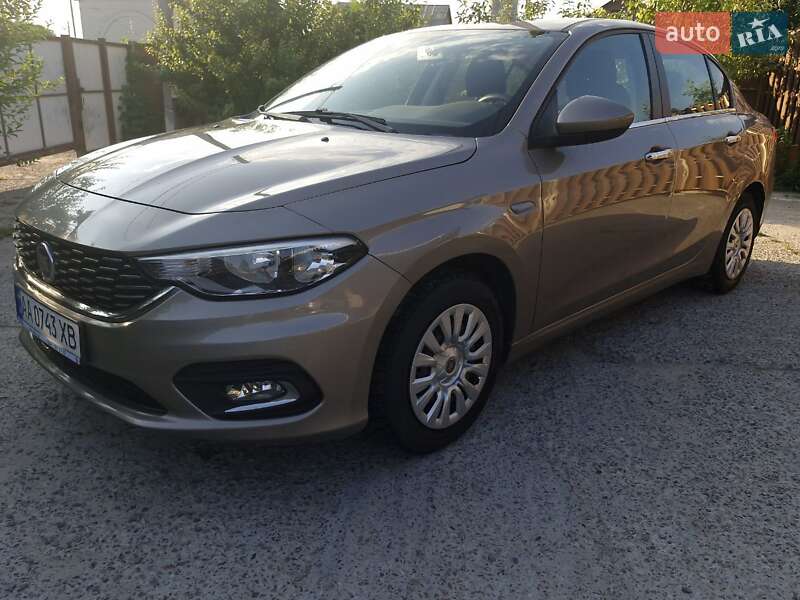 Fiat Tipo (2017)