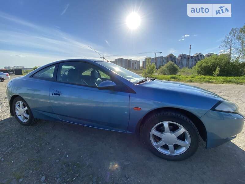 Ford Cougar (2000)