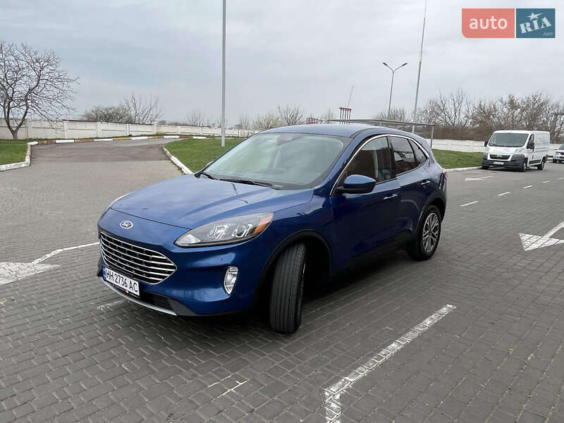 Ford Escape (2022)