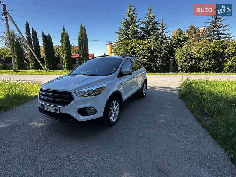 Ford Escape (2017)