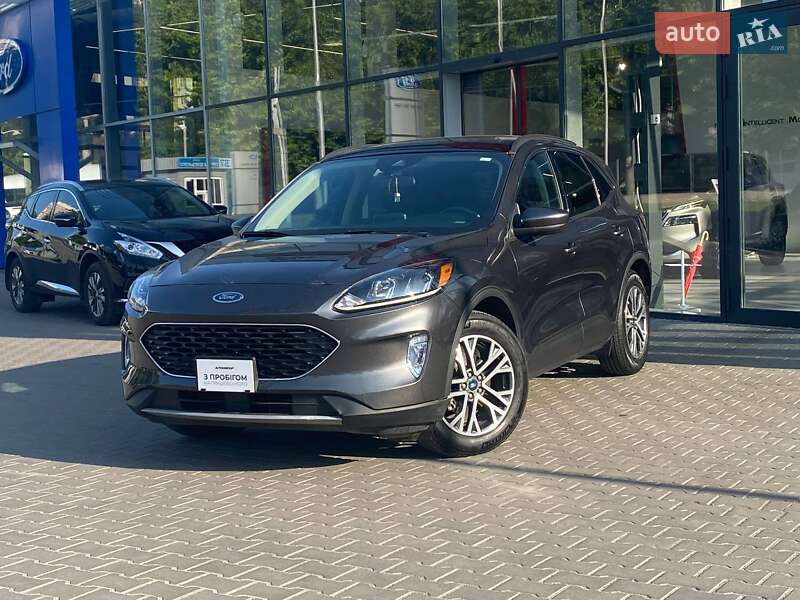 Ford Escape (2020)