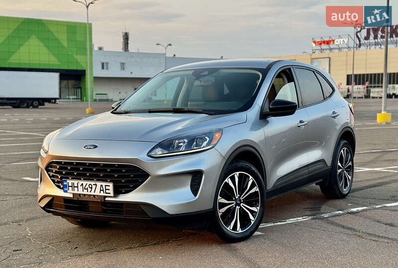 Ford Escape (2022)