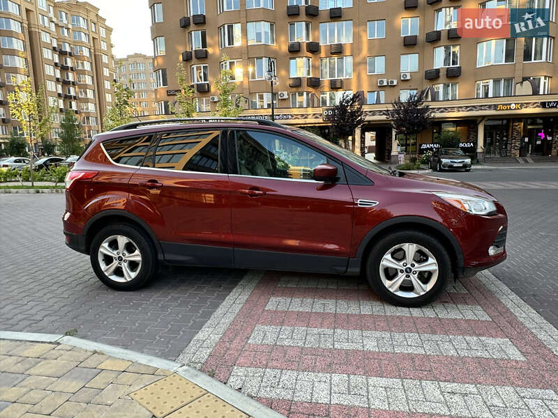 Ford Escape (2013)