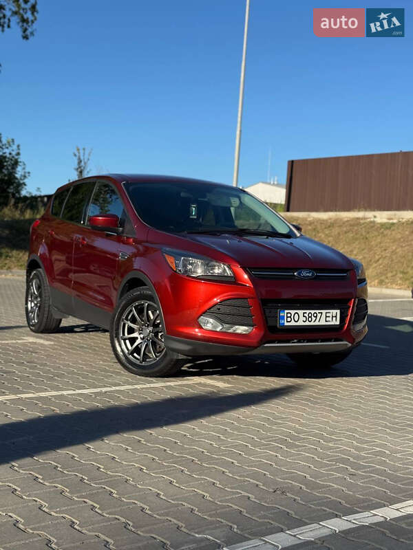 Ford Escape (2015)