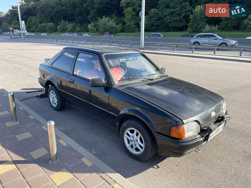 Ford Escort (1988)