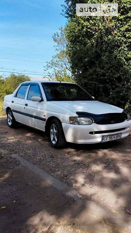 Ford Escort (1998)