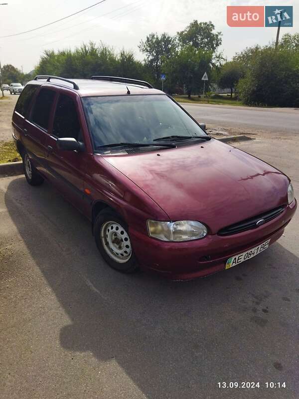 Ford Escort (1995)