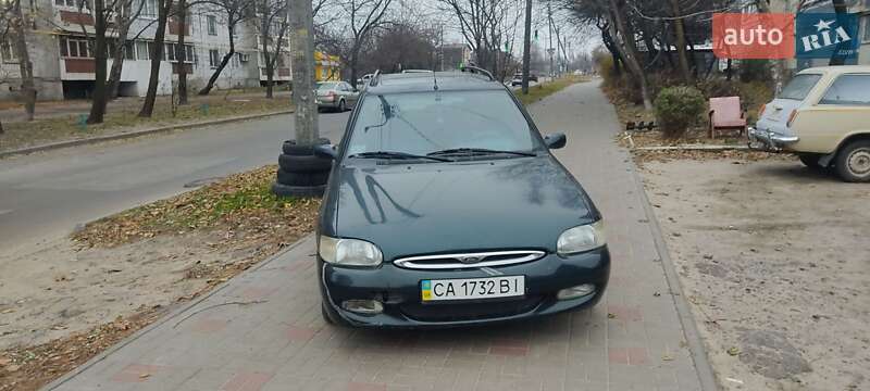 Ford Escort (1997)