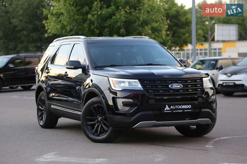 Ford Explorer (2015)