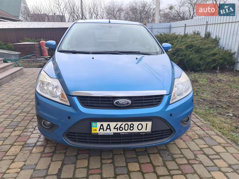 Ford Focus (2010)