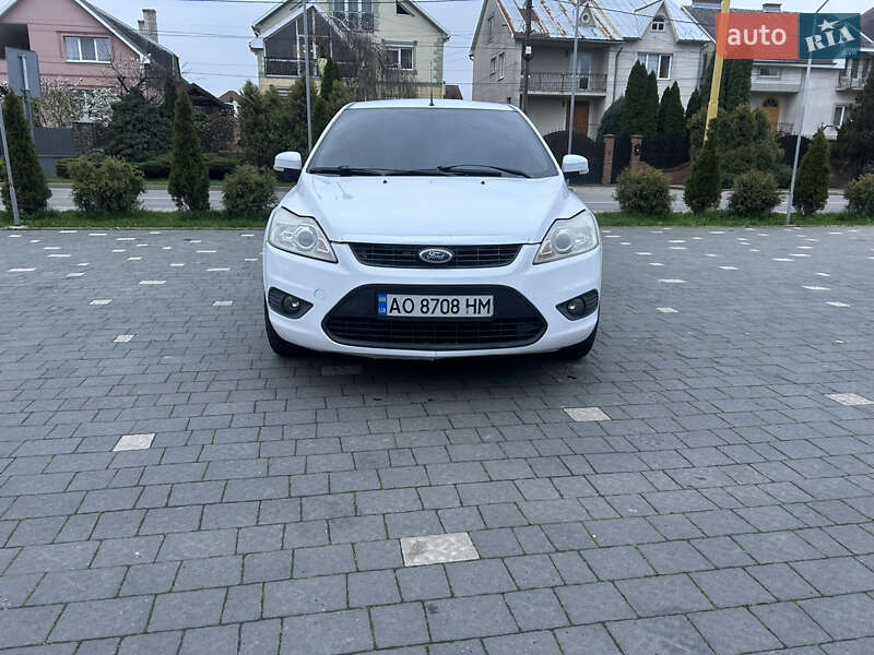 Ford Focus (2010)